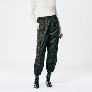 Tibi camo wilt joggers size xs regular length